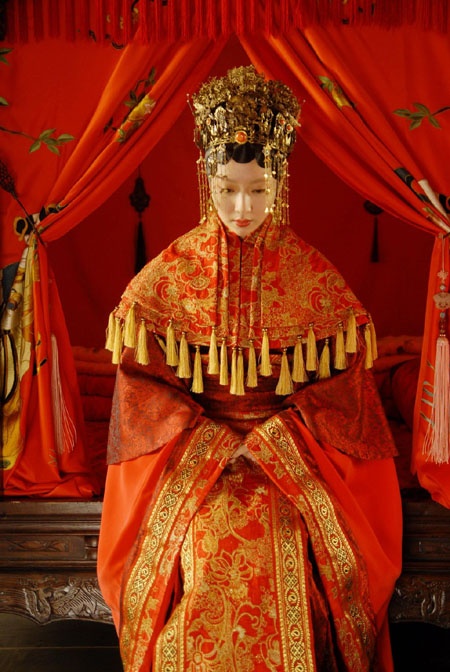 Traditional Chinese Wedding Dress