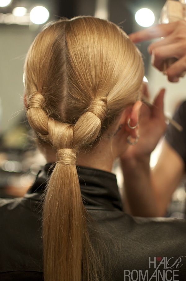 Knotted Ponytail look