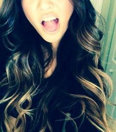 Black Wavy Hair With Blonde Highlights