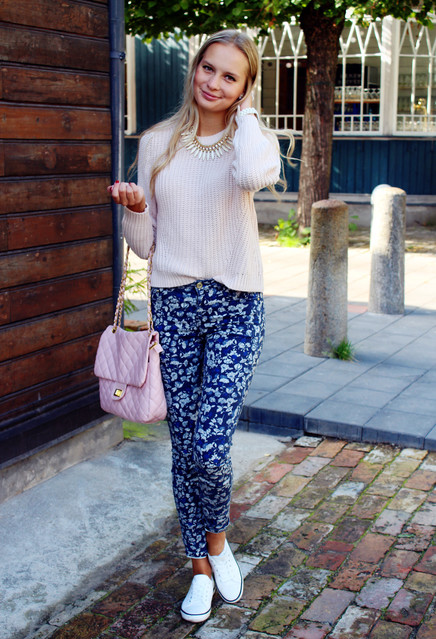 Floral Pants and White Sweater Outfit for Fall