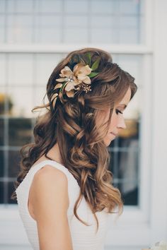 Half Up Half Down Wedding Hairstyle With Flower Pin