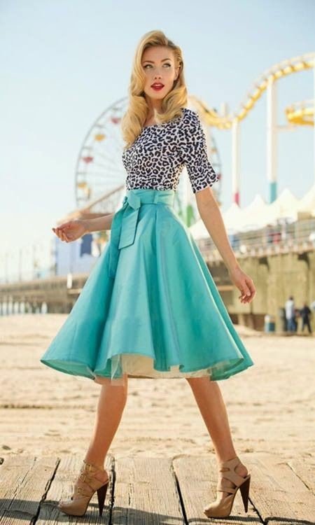 retro outfit for women