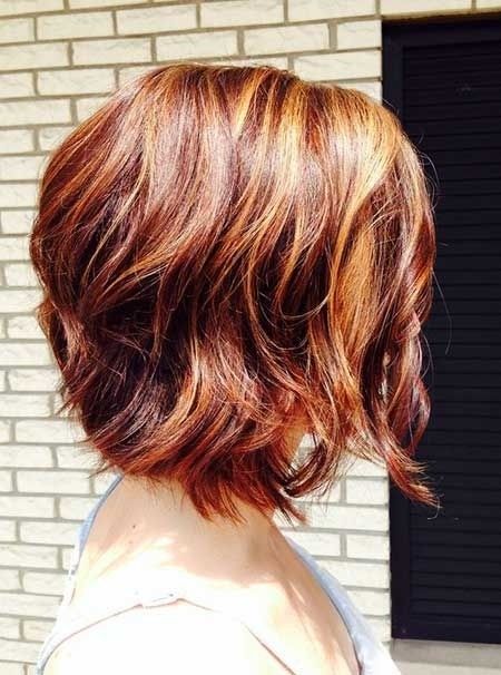 Ombre Wavy Bob Hairstyle for Thin Hair