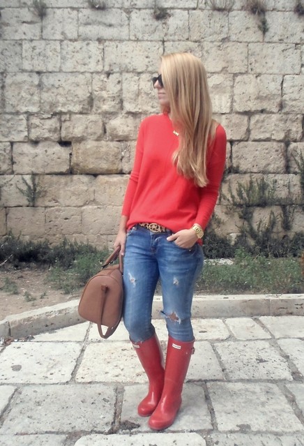 Red Sweater with Ripped Jeans for Fall