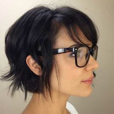 Short Hairstyle for Thick Hair With Side Bangs