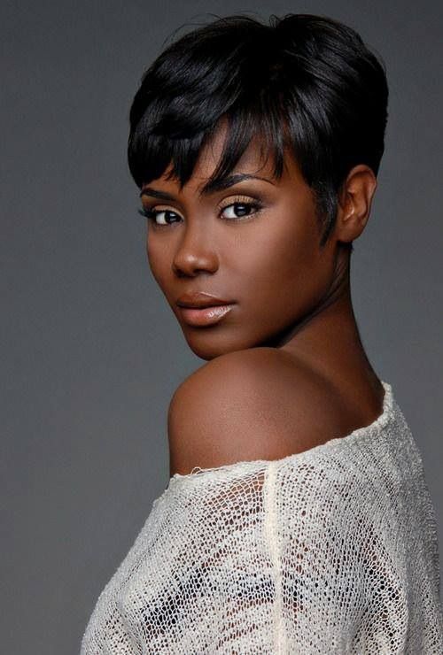 Simple Short Haircut for African American Women