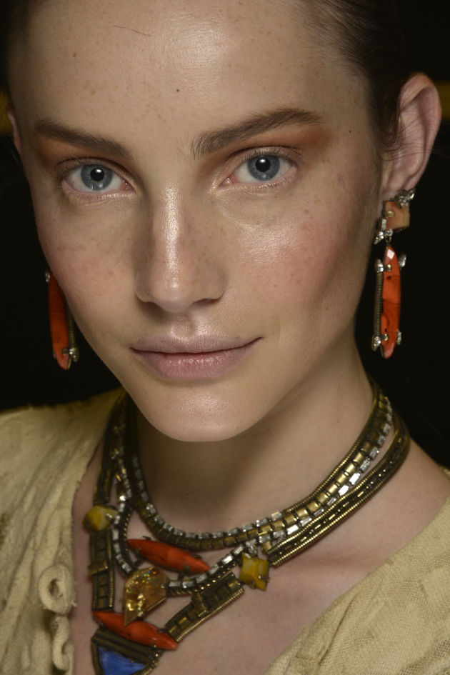The Dramatic Blue and Bronze Lids at Dannijo Spring 2015