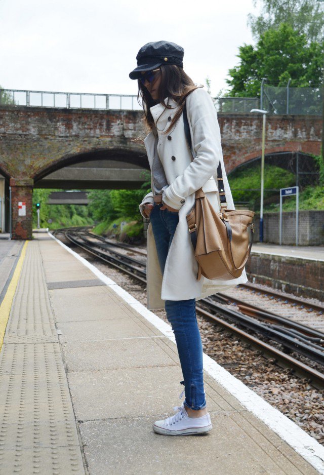 White Trench Coat Outfit Idea with Sneakers