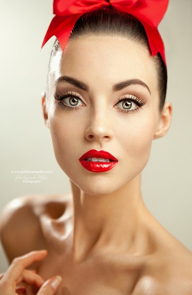 Beautiful Red Lip Makeup Look