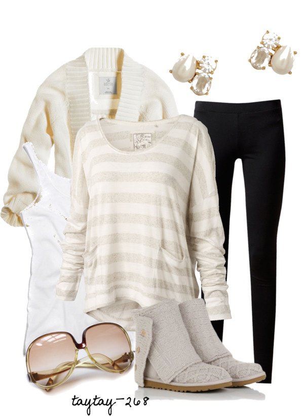 Black and White Outfit Idea with Leggings