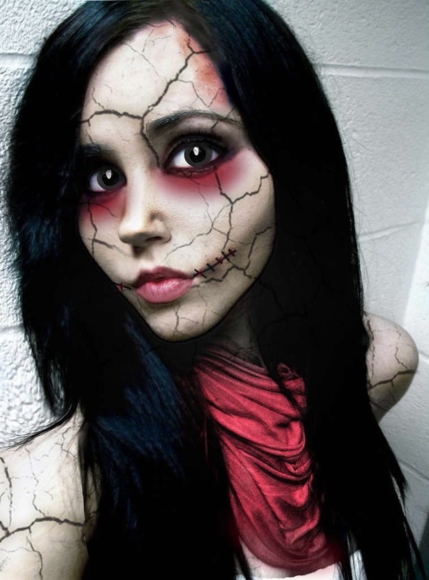 Broken Doll Makeup Look for Halloween