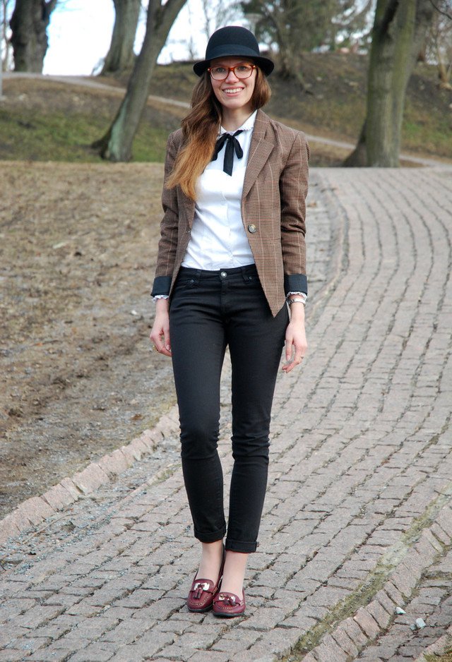 Brown Tartan Blazer for Fall