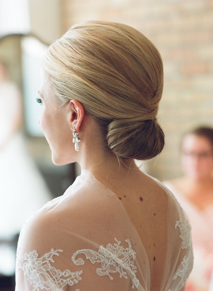 Classic Lower Updo Hairstyle for Wedding