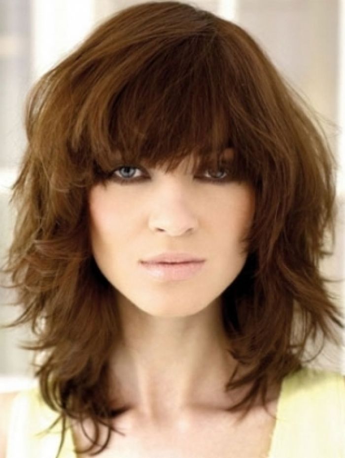 13 Fabulous Medium Hairstyles With Bangs | Pretty Designs