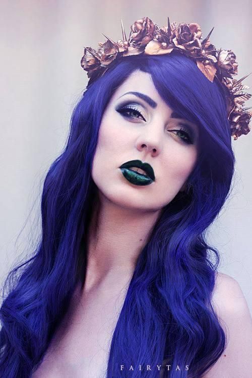 DIY Blue Colored Halloween Hairstyle