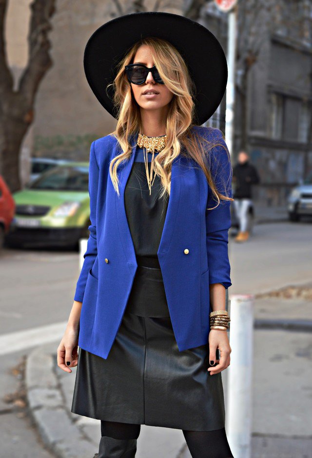 Fall Outfit Idea with A Hat