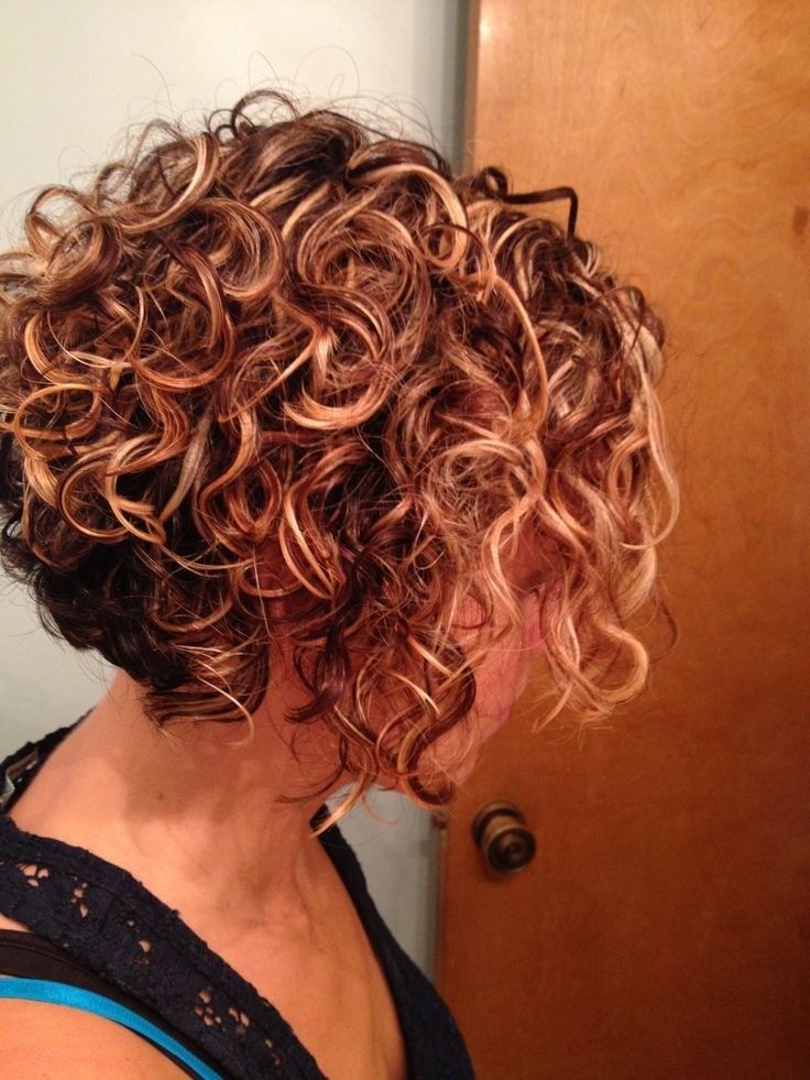 Great Short Curly Hairstyle