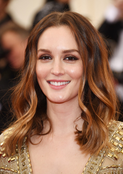 Leighton Meester Long Wavy Cut and Brown Smoky Eyes