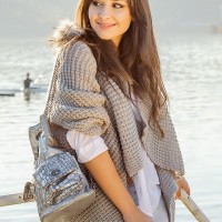 Pretty Knitwear Outfit for Winter