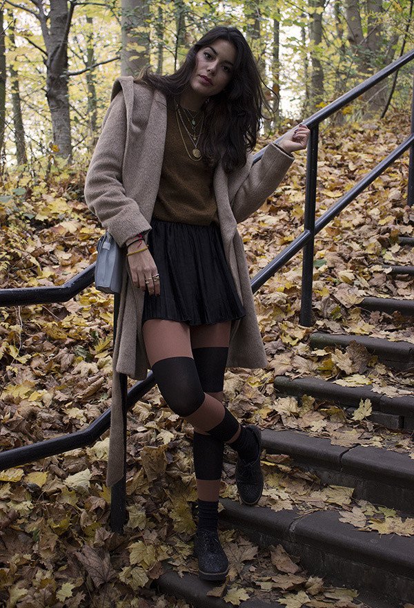 Pretty Outfit Idea for Fall