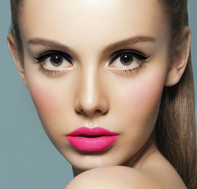 Pretty Pink Lipstick Makeup Ideas for Lovely Women - Pretty Designs