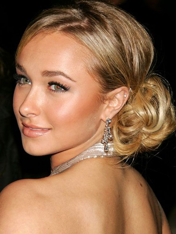 15 Fantastic Updos For Medium Hair Pretty Designs 15 Fantastic Updos For Medium Hair Pretty Designs