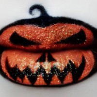 Pumpkin Lipstick Makeup Idea
