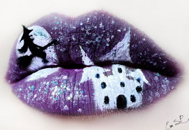 Purple Lipstick Makeup Idea for Halloween
