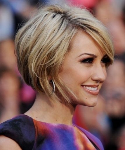 Side Parted Short Layered Bob Hairstyle
