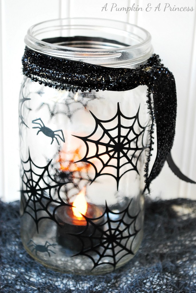 10 Ideas to DIY Halloween Jar Decorations Pretty Designs