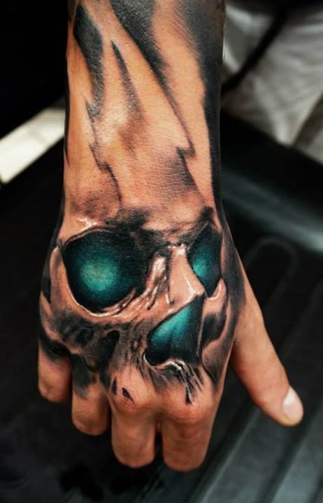 15 Beautiful Hand Tattoos for Both Men and Women - Pretty Designs