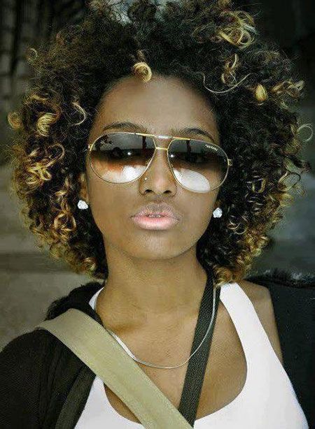 Blond Highlighted Curly Bob for Black Women