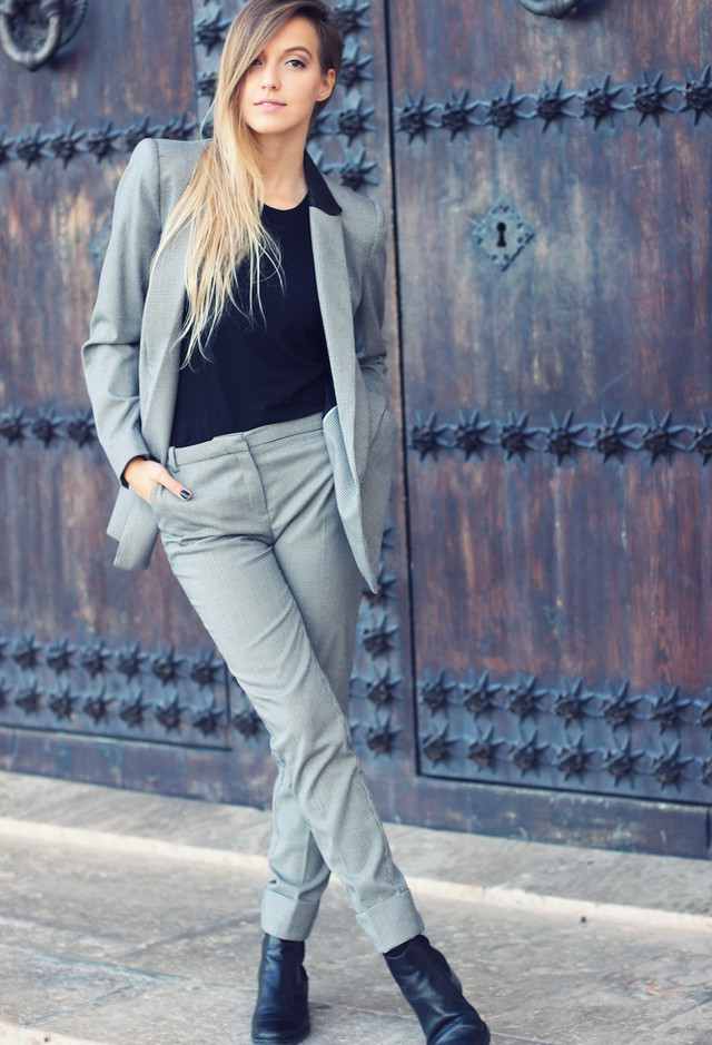 18 Stylish Office Outfit Ideas for Winter - Pretty Designs