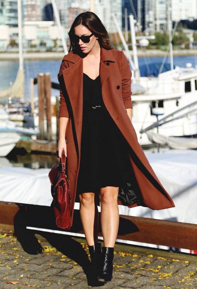 Formal Outfit Idea with A Brown Coat