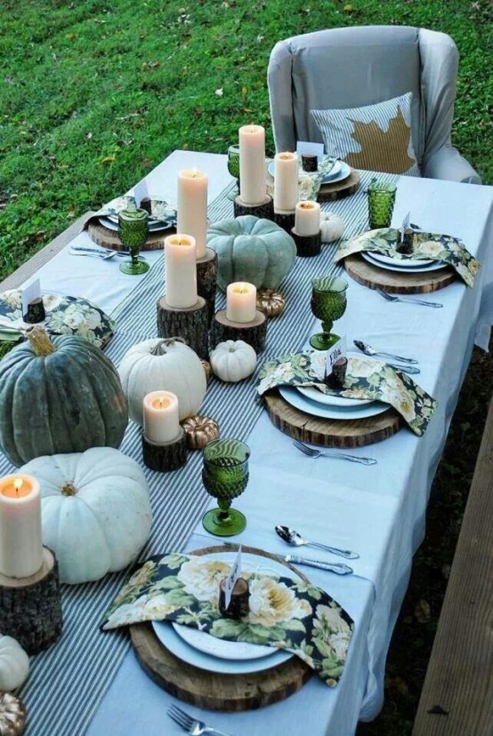Outdoor Table Decorating for Thanksgiving Day - Pretty Designs