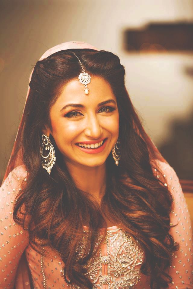 16 Glamorous Indian Wedding Hairstyles Pretty Designs 16 Glamorous Indian Wedding Hairstyles Pretty Designs