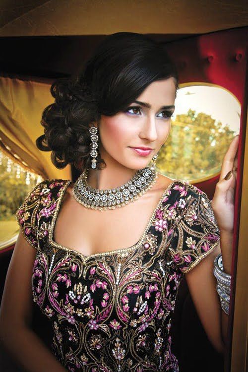 16 Glamorous Indian Wedding Hairstyles Pretty Designs