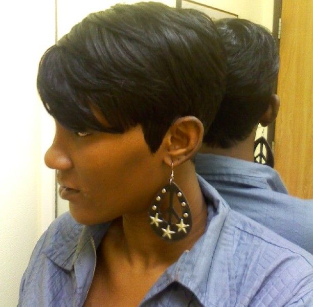 13 Fabulous Short Bob Hairstyles for Black Women - Pretty 