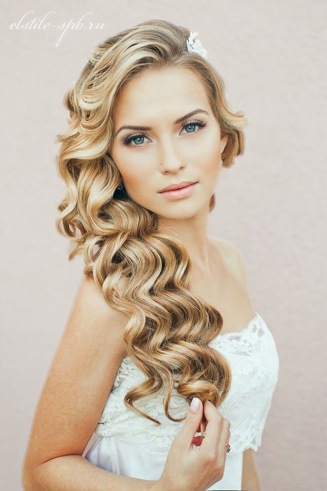 Stunning Long Curly Wedding Hairstyle