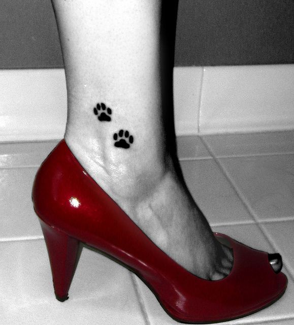 Ankle Paw Print