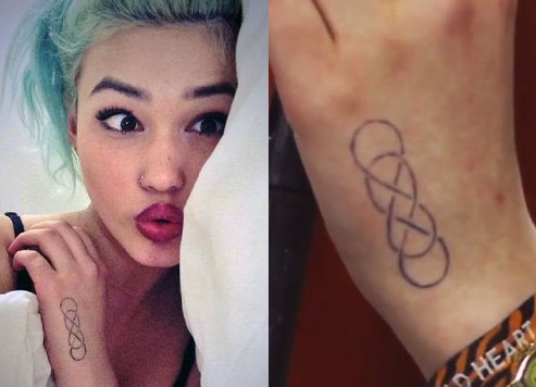 Asami Zdrenka tattoos – matching infinity symbol shared with mother