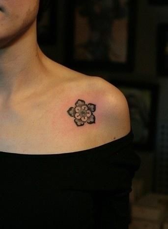 Incredible Tattoo Designs for Your Shoulder - Pretty Designs
