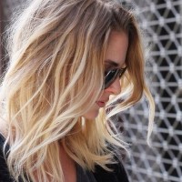 Pretty Medium Wavy Ombre Hairstyle