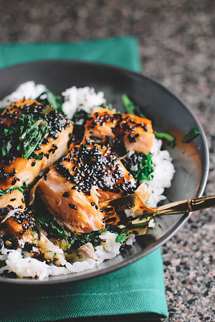 Spinach Salmon Rice Bowl