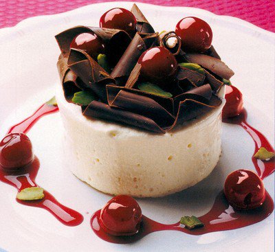 White Chocolate Cake with Cherries