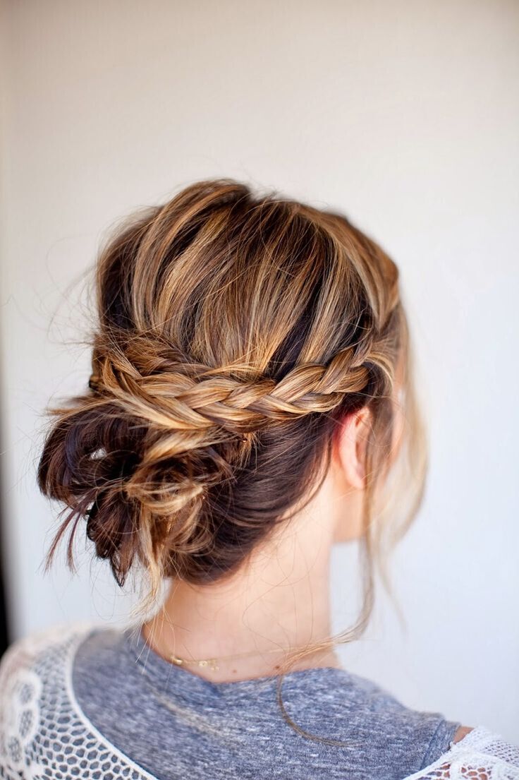20 Easy Updo Hairstyles For Medium Hair Pretty Designs 20 Easy Updo Hairstyles For Medium Hair Pretty Designs