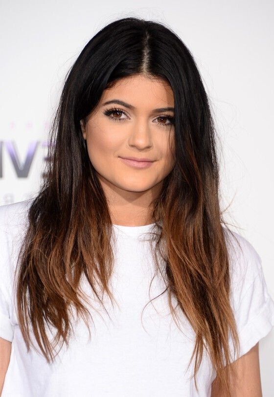Kylie Jenner Black to Brown Ombre Hairstyle