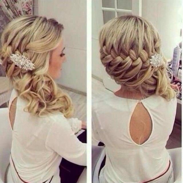 Loose Side Braid Hairstyle for Curly Hair