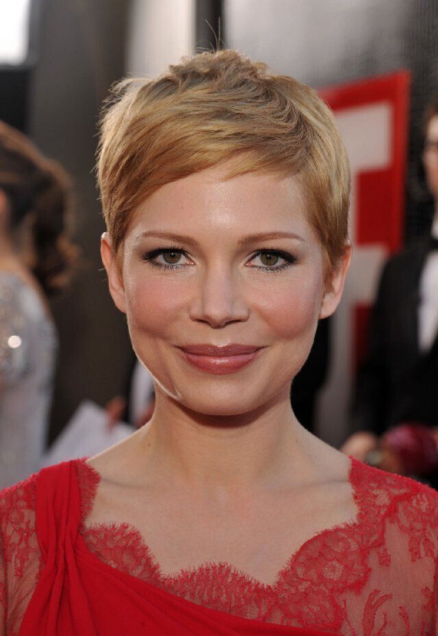 Michelle Williams Short Pixie Haircut