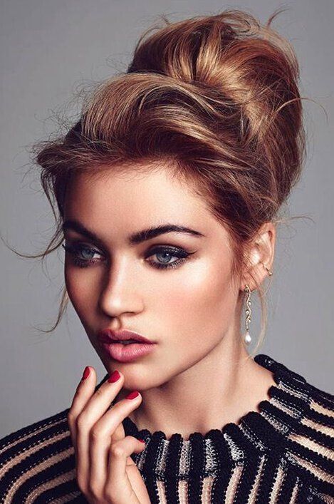 20 Easy Updo Hairstyles For Medium Hair Pretty Designs 20 Easy Updo Hairstyles For Medium Hair Pretty Designs
